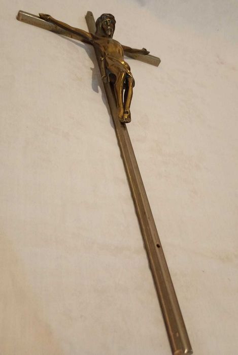 Cruce / crucifix vechi, de dimensiuni mari, din alama/bronz, de colectie