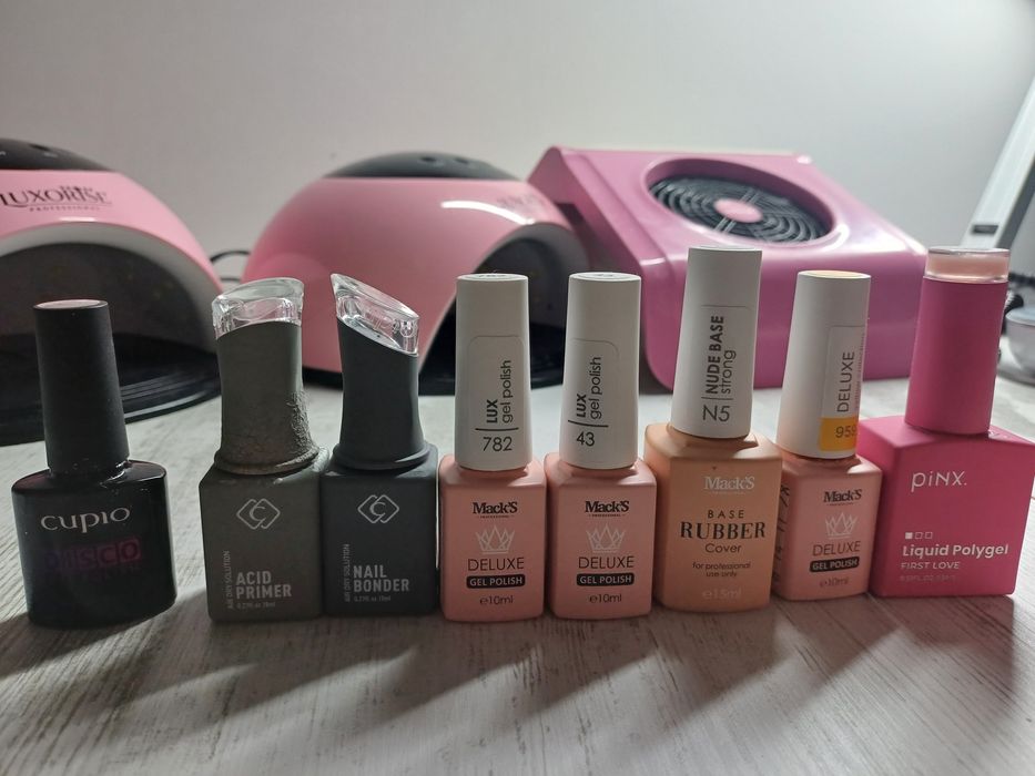 Set complet manichiură profesional – lămpi Luxorise, freză, aspirator