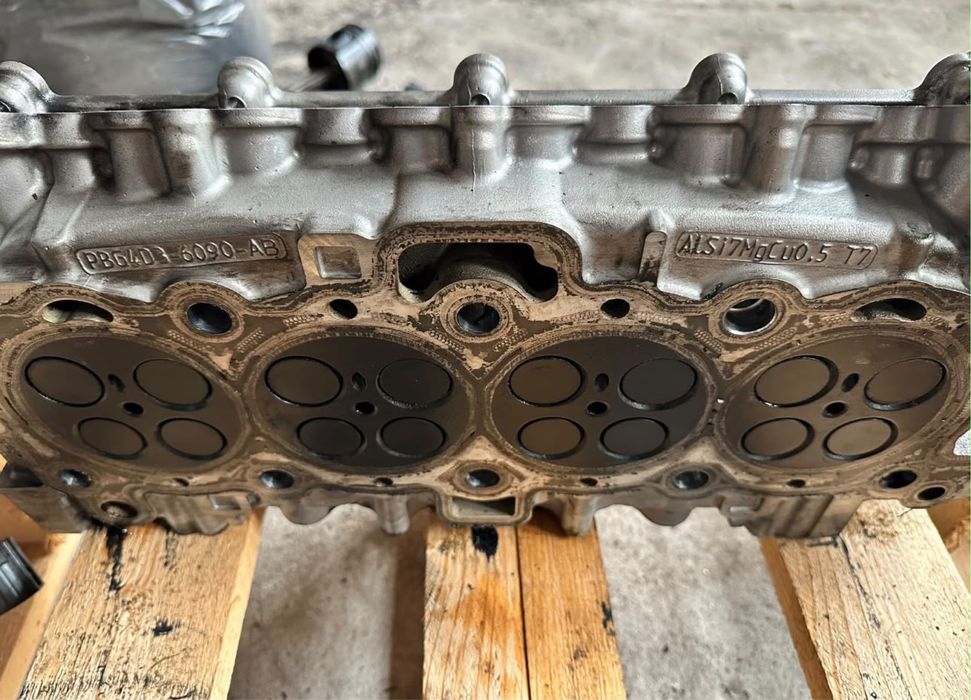 Chiulasa cu ax came , Jaguar XE , Range Rover Evoque , 2.0 diesel , 204DTD , 180 cp