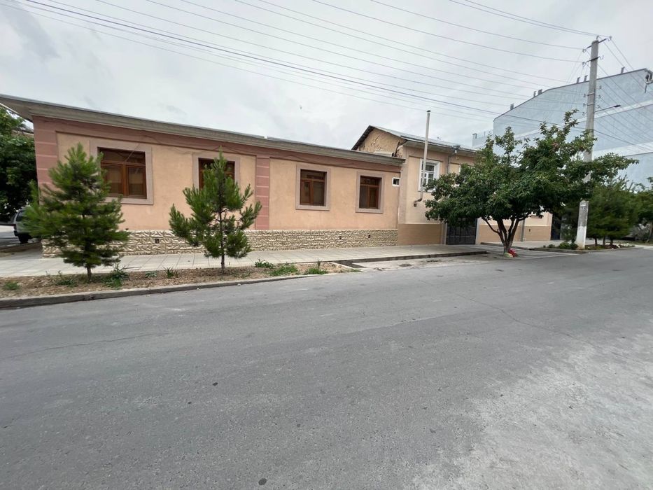 Продаётся угловой участок в махалле Ракат. 4.14 соток.