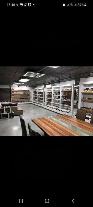 Оборудване за магазин и шоурум