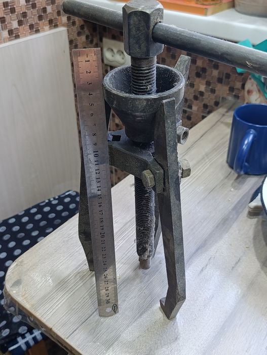 Продам съёмник советский новый
