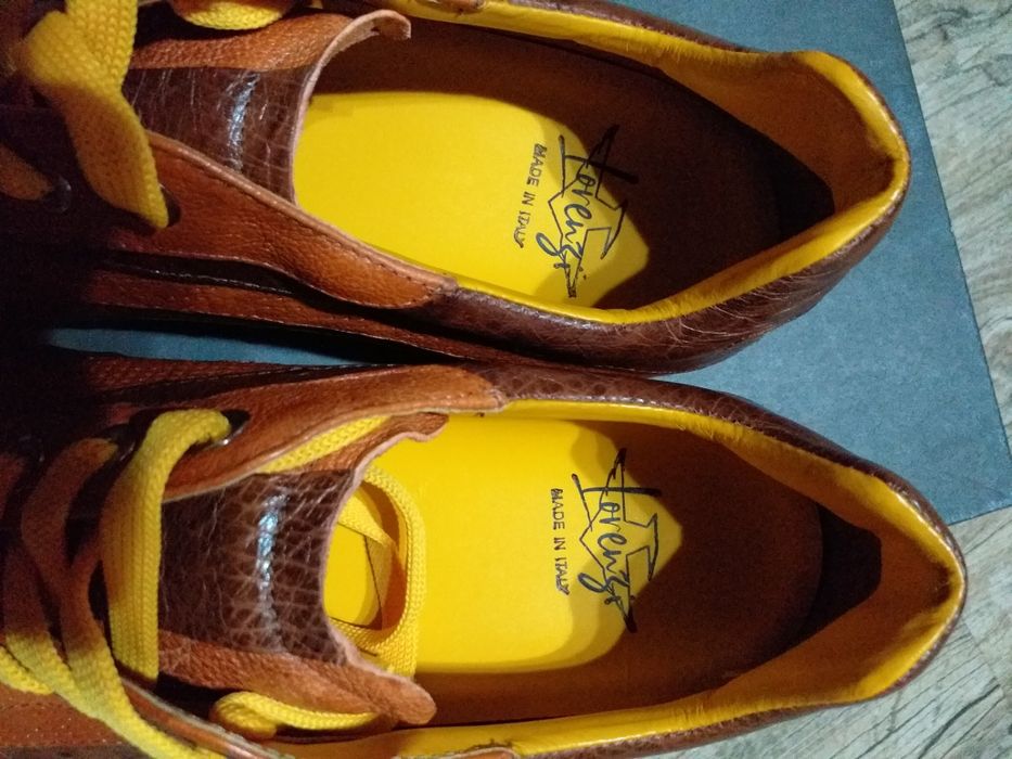 Vând pantofii bărbați originali piele nr 44