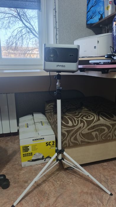 Проектор Phinica