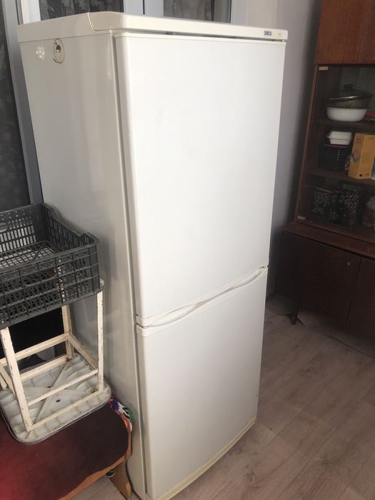 Холодильник холодильник