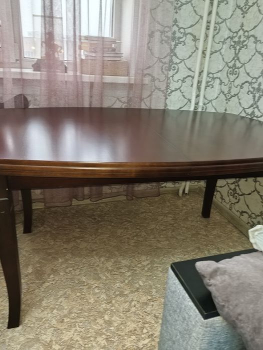 Продам стол, материал дерево