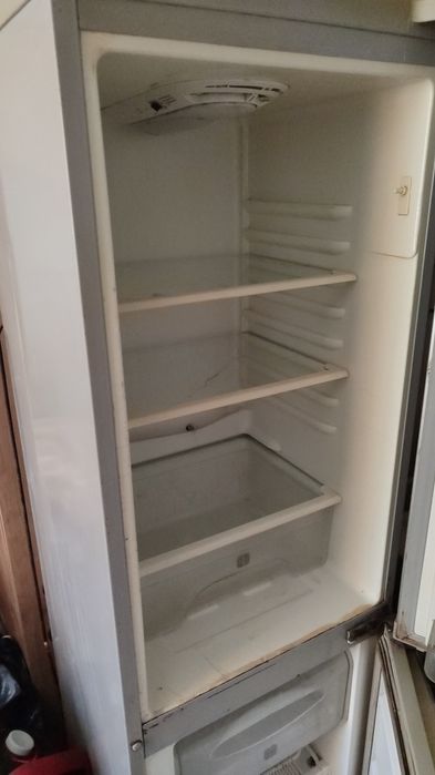 Продам холодильник Самсунг