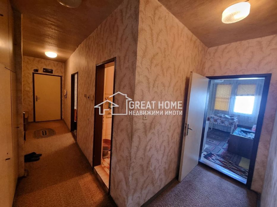 Продава се Четиристаен апартамент в Търговище, Запад 2 - 76 кв.м за 1007 €/кв.м - Снимка #4