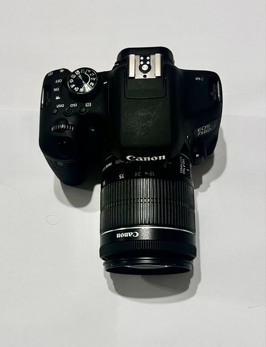 Canon EOS 750D + obiectiv original Canon 18 55mm