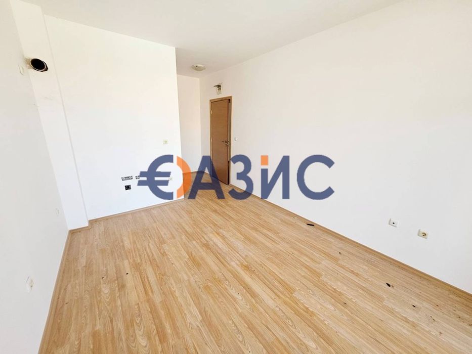 Продава се Едностаен апартамент в к.к. Слънчев бряг - 1 кв.м за 26900 €/кв.м - Снимка #1