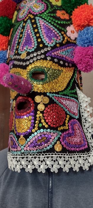 Кукерска маска, гугла, уникат, арт, ръчна бродерия