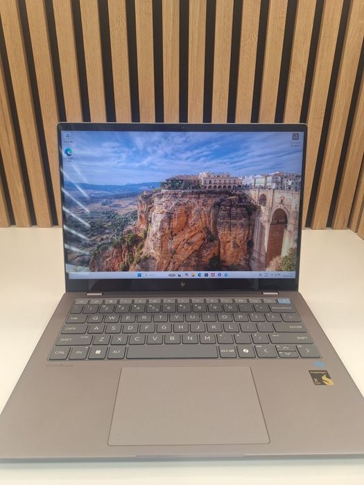 HP Omnibook X Lite / Snapdragon X Elite / 16GB RAM / 512SSD / #52992