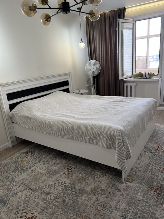 Кровать двуспальна