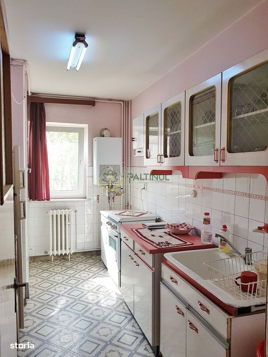 Apartament 3 camere  de inchiriat, zona Scoala de Inot, Sibiu
