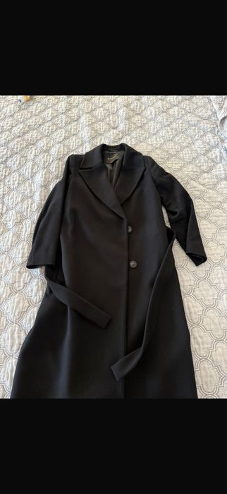 Поодам пальто. Размер 44/46