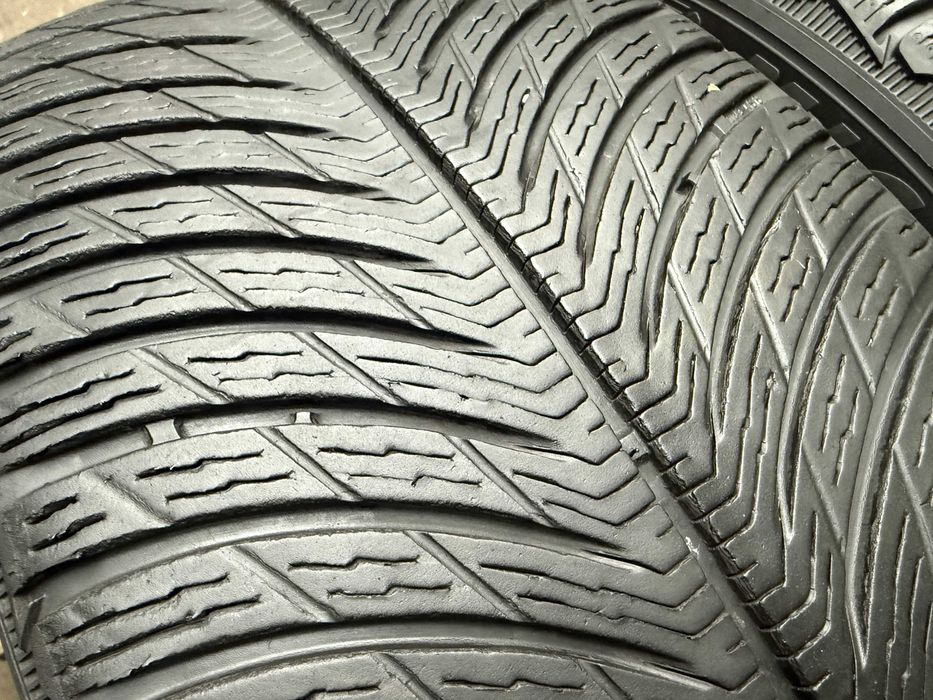 2x Anvelope Iarna 235/40 r19 - Michelin Pilot Alpin 5