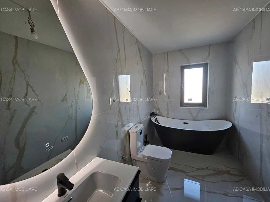 Duplex nou, P+E, despărtit prin cam tehnică, Moșnița Veche, comision 0