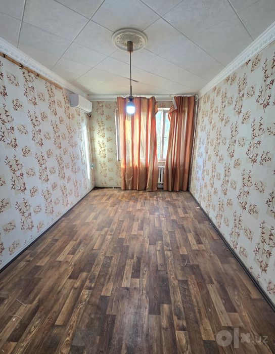 Феруза продаётся квартира 4/3/4