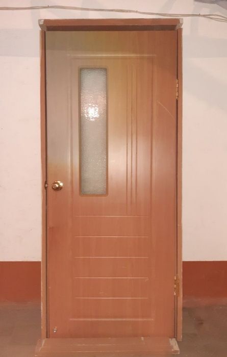 двери деревянные ,межкомнатные