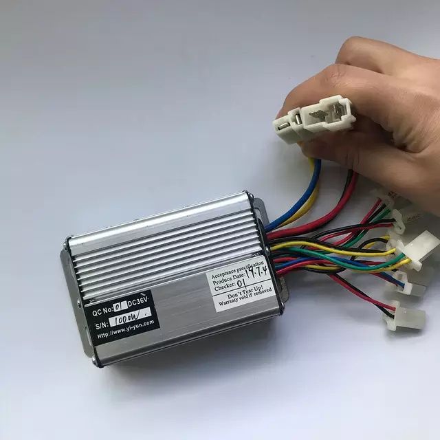 Controlere motoare cu perii 36v 1000w