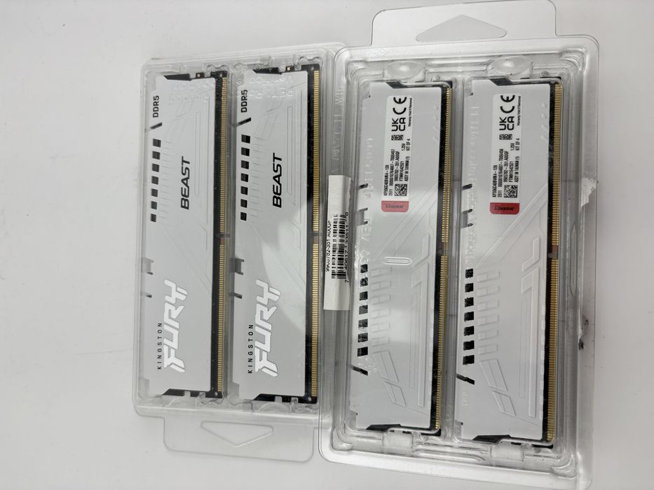 Kit Memorie Kingston Fury Beast Black Intel XMP 3.0, 128GB, DDR5-5600MHz, CL40, Quad Channel , sigilati