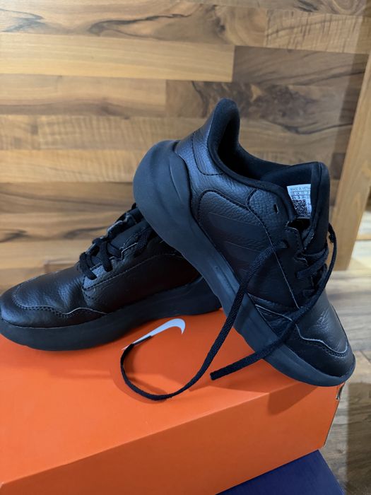 Маратонки Nike/ Adidas/ Kiprun
