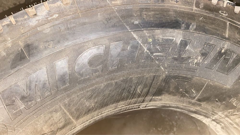 Michelin 295/80/r22.5