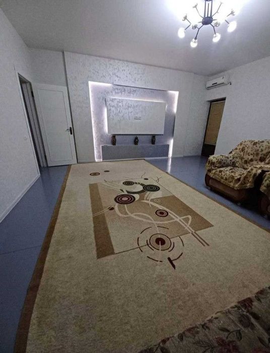 3 хоналик квартира 4 кават кирпичный дом, 5 микр, сомий