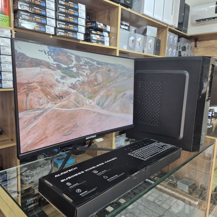 Kompyuter toʻplaml monitor  24 fxd curved  75 hz