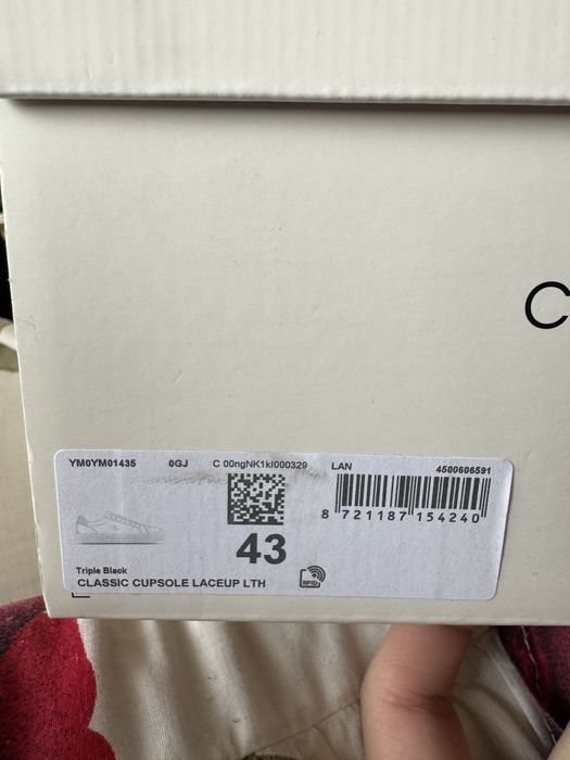 Calvin Klein обувки