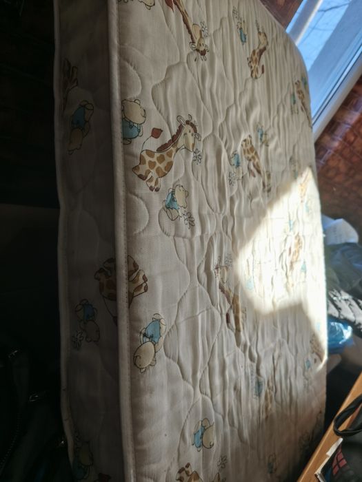 Бебешки матрак за легло