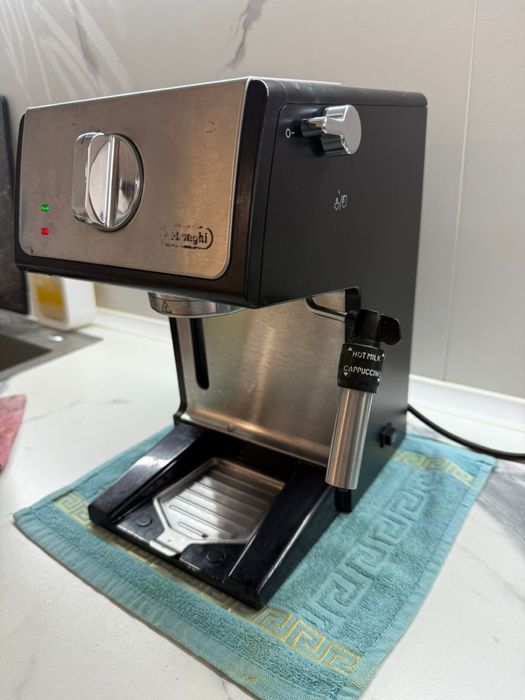 Продам кофемашину Delonghi