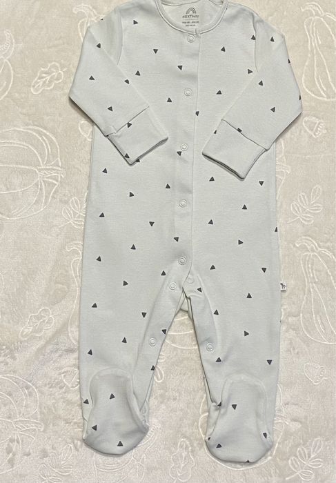 Нови 4 бр. ромпъри “Next”