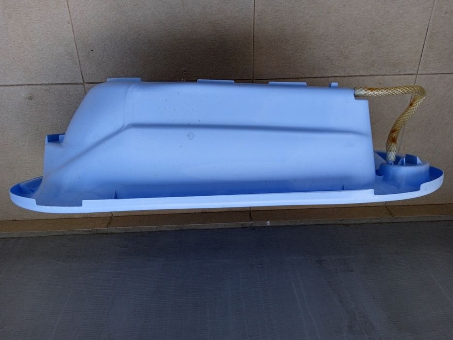 Корито за къпане на бебе.