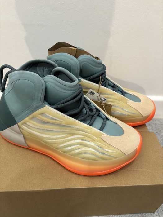 Yeezy Quantum Hi Res