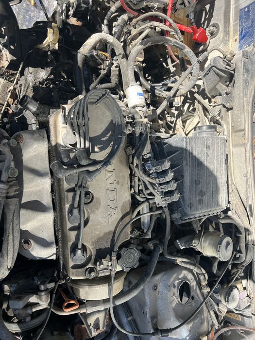 Части за honda civic 6