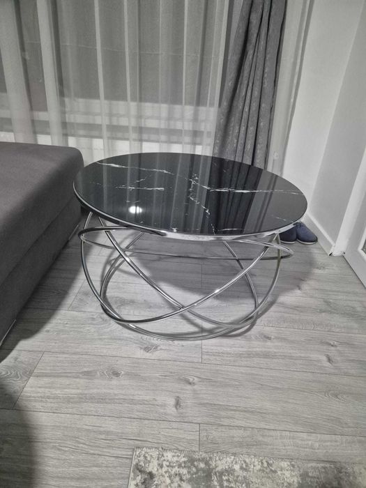 Māsuță de cafea ( living) Stare foarte buna