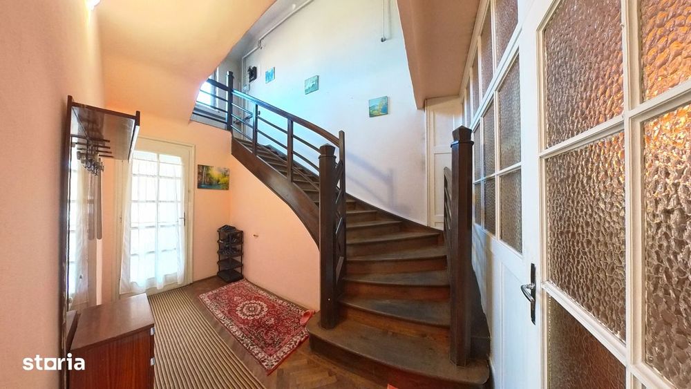 Vila tip Duplex in centrul istoric Brasov, cu 70% din terenul de 900mp