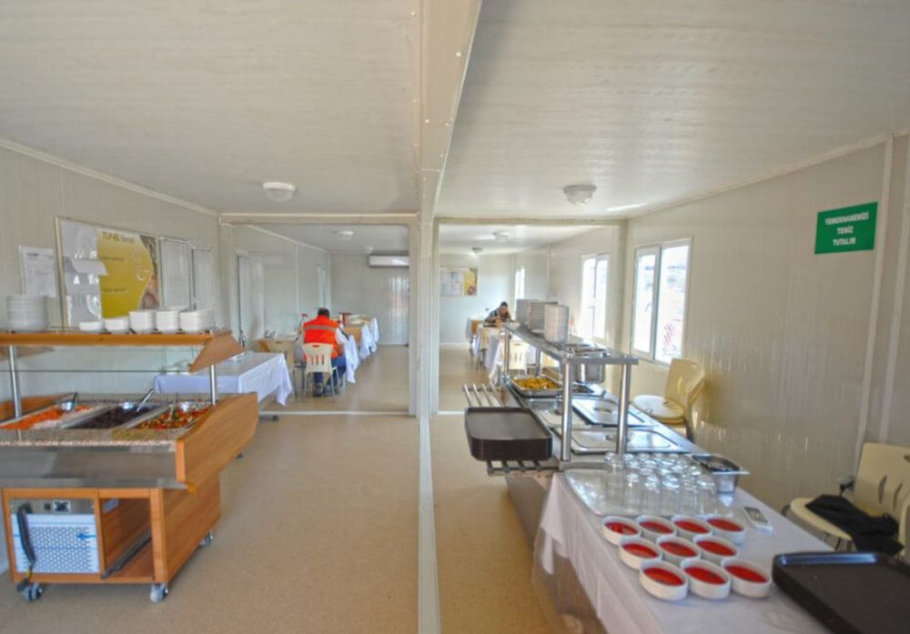 Столовая  из контейнеров 40ф