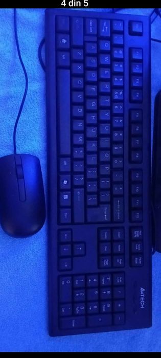 Vând calculator bun