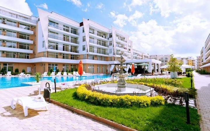 Продава се апартамент 1+1 в комплекс Гранд Камелия, Слънчев бряг