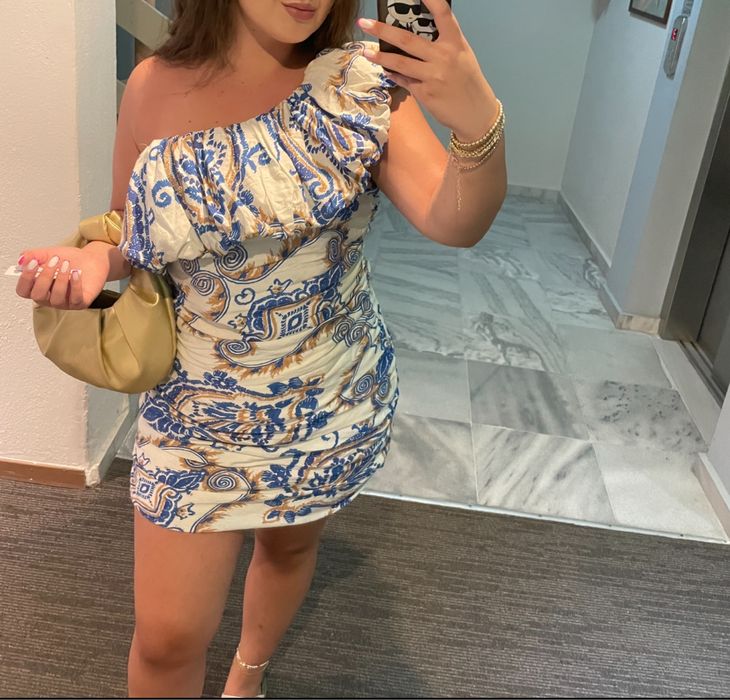 Продавам лятна рокля