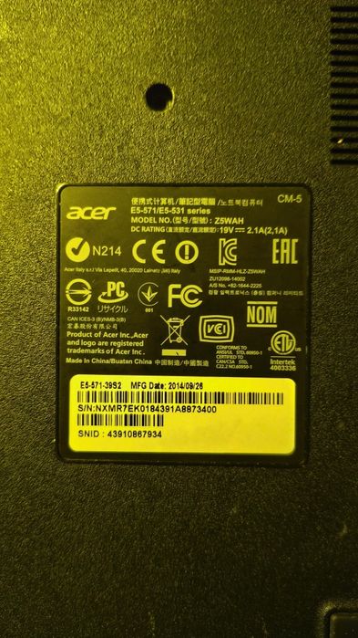 Piese Laptop Acer E5 571 

Monitor - 150 lei
Tastatura - 100 lei