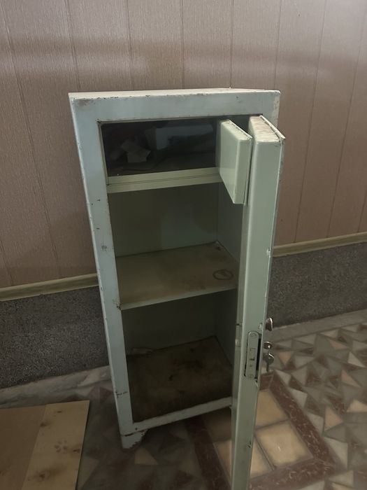 ВЕЩИ покупайте мне позвоните о сум договоримся