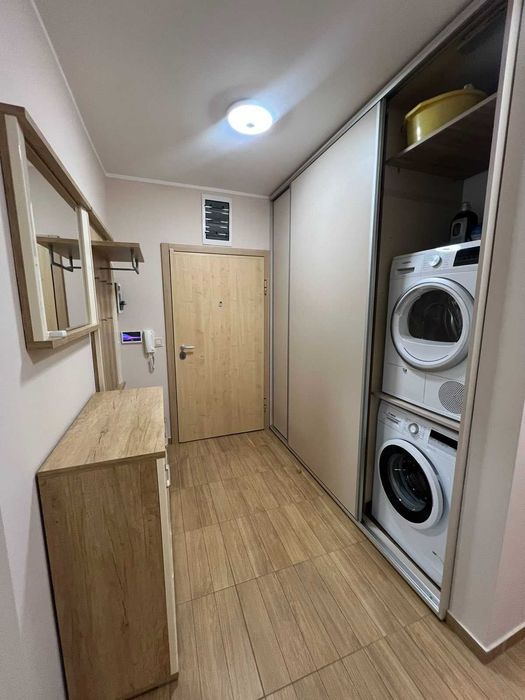 Дава се под наем Тристаен апартамент в София, Малинова долина - 130 кв.м за 950 € - Снимка #6