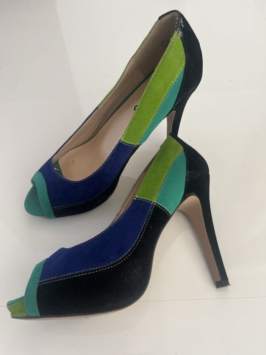 Продам туфли стильные