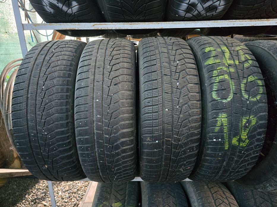 Set 4 anvelope/cauciuc/roti 225/60R18 M+S iarna