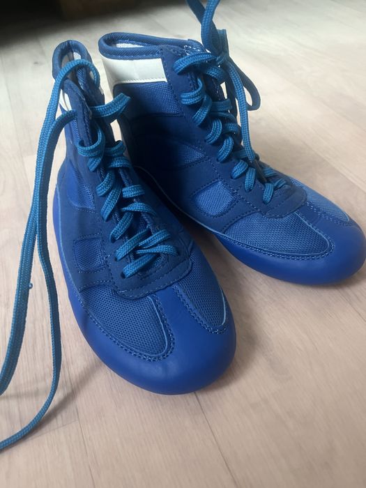 30 размер борцовка сатылады ,………………………………………………………………………………………………………..