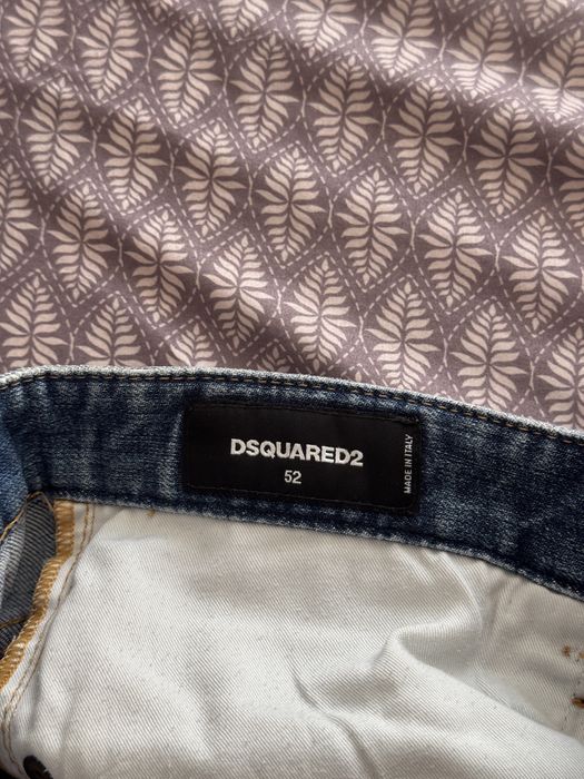 Blugi scurti DSQUARED2