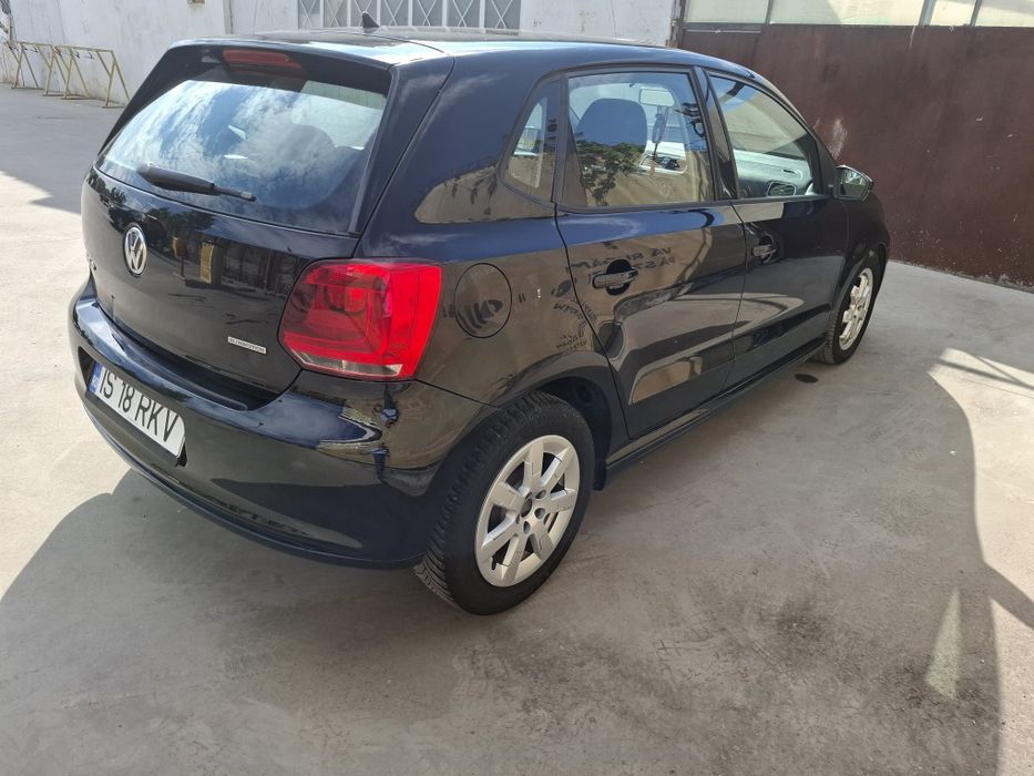 VOLKSWAGEN Polo 2011 — imagine 3